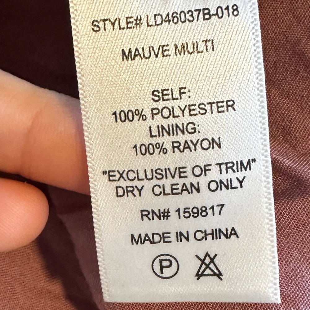 Floral Sleeveless Dress - Picture 8 of 9